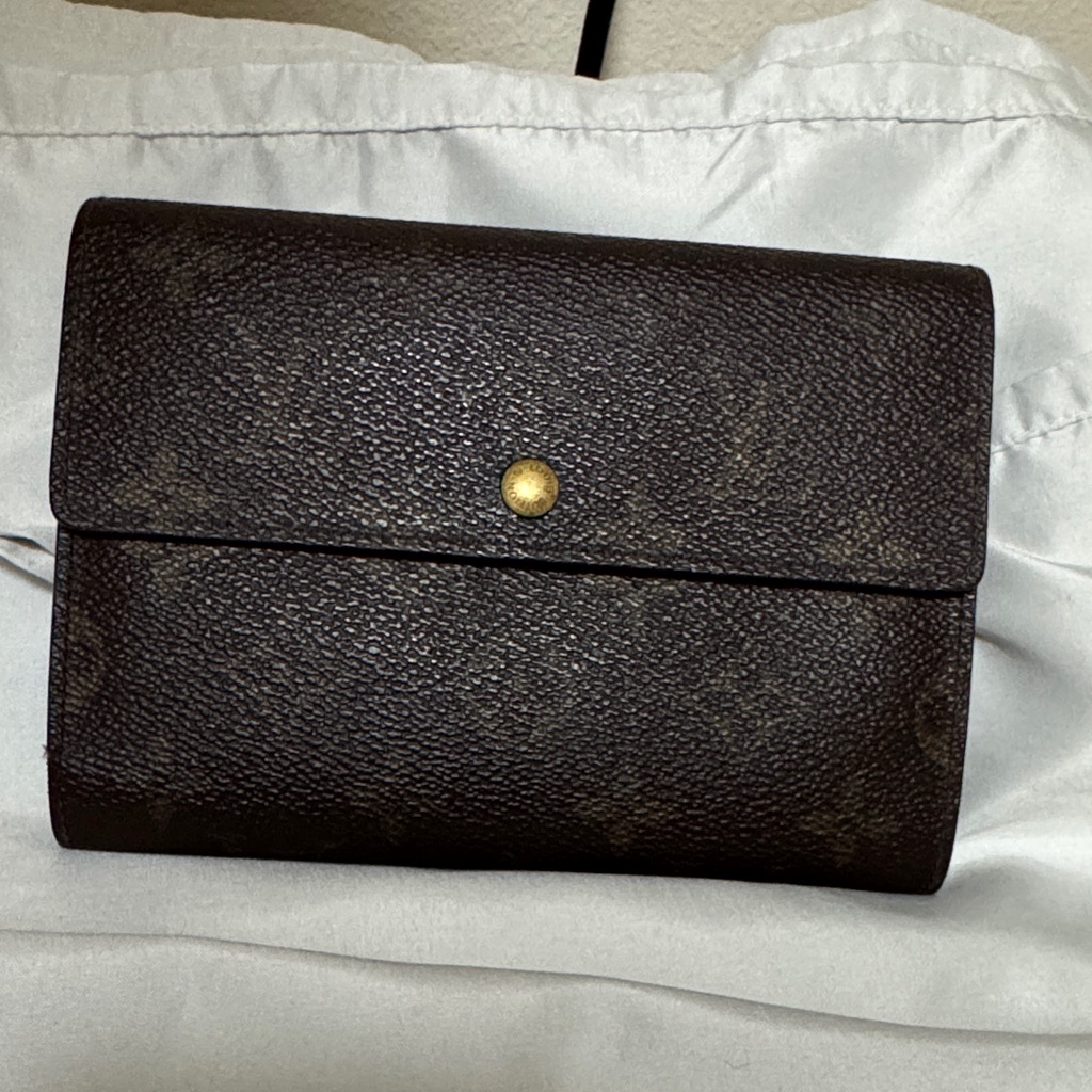 Louis Vuitton Dark Brown Textured Leather Wallet With Gold Snap